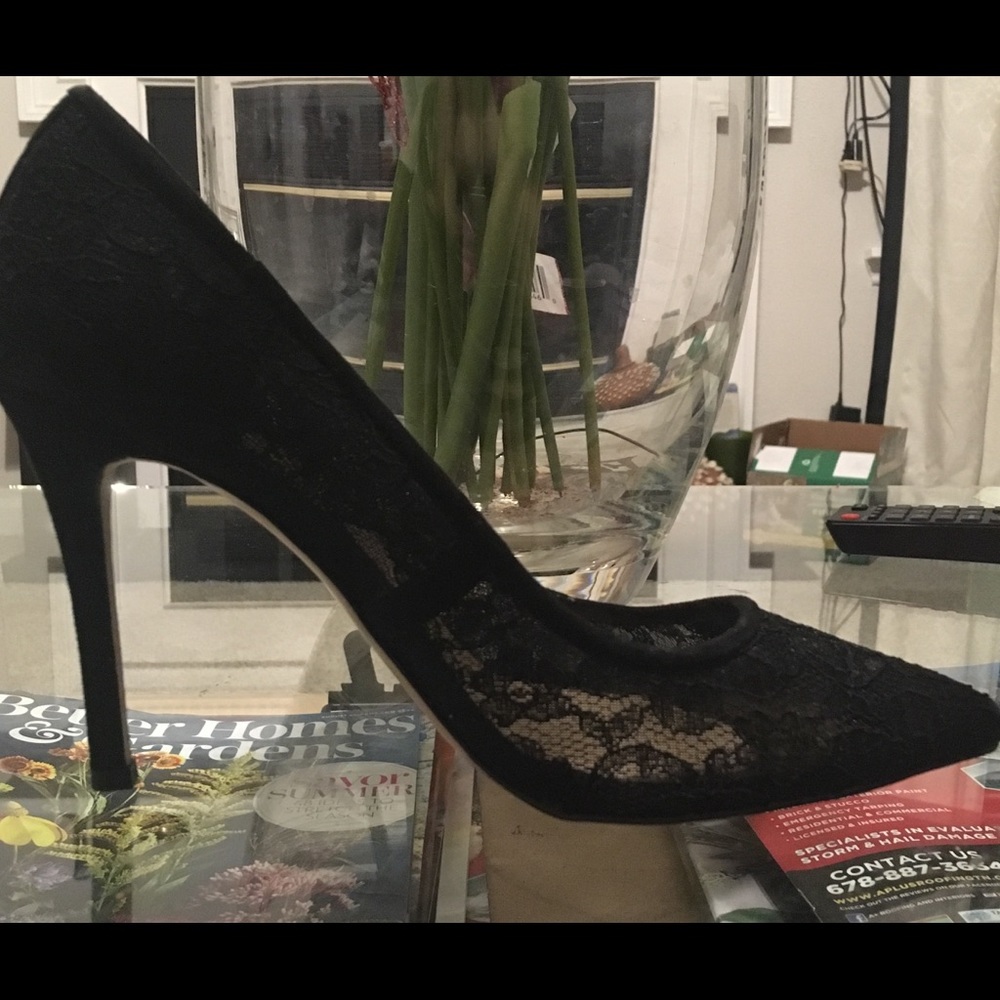 BCBG lace, amazing deals on bundles. Take a look!